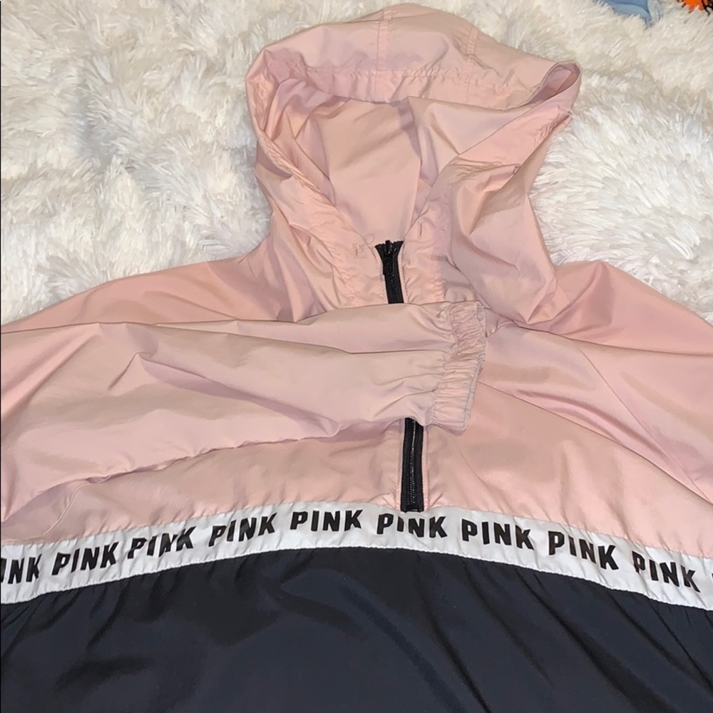 VS PINK 1/4 Zip Windbreaker